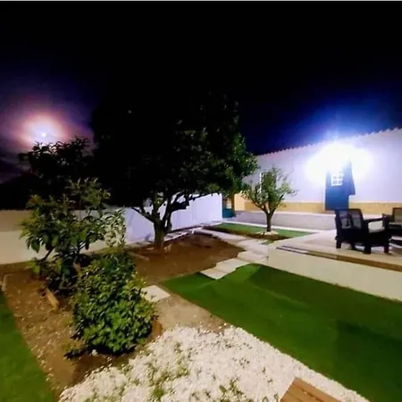 Casa Da Laranjeira * Vale Covo (Leiria)