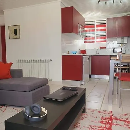 Casa Da Laranjeira * Vale Covo (Leiria)